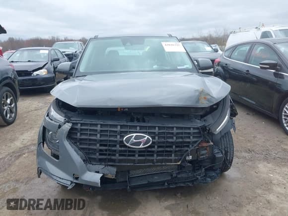 ✅ 2021 Hyundai Venue SE • VIN: KMHRB8A3XMU066719 • Lot: 42016325. Listed on IAAI with 105,191 mi. Free auction sales archive from the USA and detailed vehicle history report at DreamBid. Image 12.