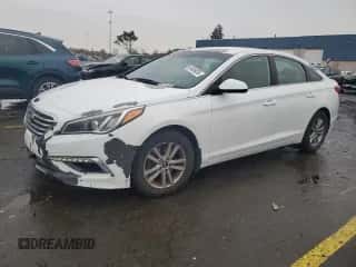 2015 Hyundai Sonata SE z VIN 5NPE24AF4FH151204, wystawiony jako Copart lot #90586855 z przebiegiem 131 311 mil mil oraz Czysty tytuł • Clean title. Historia ofert i sprzedaży dostępna na DreamBid. Obrazek 1.
