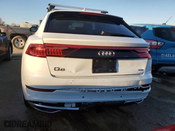 ✅ 2019 Audi Q8 Prestige • VIN: WA1CVAF11KD028223 • Лот: 68403962. Опубликован ранее на Copart с пробегом Не указан. Бесплатный доступ к архиву аукционных продаж из США и подробный отчёт об истории автомобиля на DreamBid. Изображение 6.