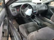 ✅ 2001 Honda Accord EX • VIN: 1HGCG31501A030682 • Lot: 82175144. Wystawiony na Copart z przebiegiem 270 668 mil. Bezpłatny archiwum sprzedaży aukcyjnych z USA i szczegółowy raport historii pojazdu na DreamBid. Zdjęcie 8.