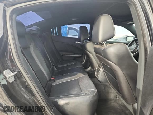 ✅ 2015 Dodge Charger RT • VIN: 2C3CDXCTXFH729471 • Лот: 85738055. Опубликован ранее на Copart с пробегом 130 329 миль. Бесплатный доступ к архиву аукционных продаж из США и подробный отчёт об истории автомобиля на DreamBid. Изображение 10.