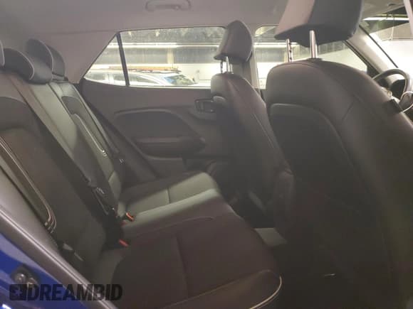 ✅ 2023 Hyundai Venue Limited • VIN: KMHRC8A32PU251493 • Lot: 42586245. Listed on Copart with 10,112 mi. Free auction sales archive from the USA and detailed vehicle history report at DreamBid. Image 10.