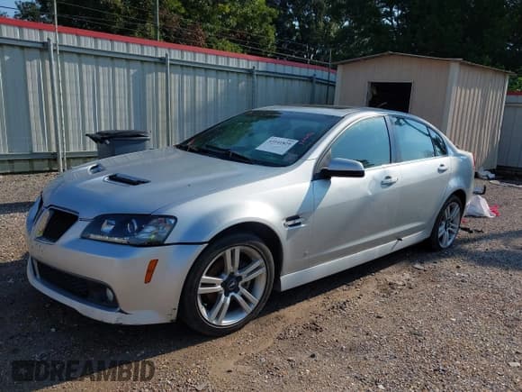 ✅ 2009 Pontiac G8 • VIN: 6G2ER57739L211384 • Lot: 43141829. Listed on IAAI with 138,080 mi. Free auction sales archive from the USA and detailed vehicle history report at DreamBid. Image 2.