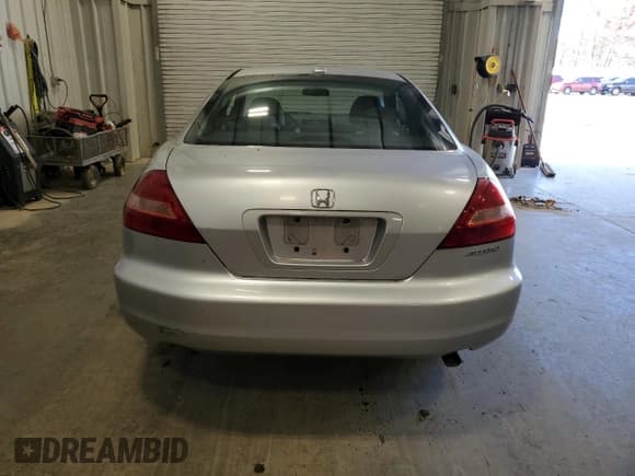 ✅ 2005 Honda Accord EX-L • VIN: 1HGCM72625A004355 • Lot: 91812105. Wystawiony na Copart z przebiegiem 208 453 mil. Bezpłatny archiwum sprzedaży aukcyjnych z USA i szczegółowy raport historii pojazdu na DreamBid. Zdjęcie 6.