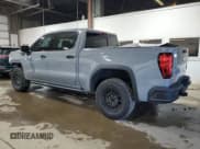 ✅ 2025 GMC Sierra 1500 AT4X • VIN: 3GTUUFEL6SG142489 • Лот: 82384575. Опубликован ранее на Copart с пробегом 21 698 миль. Бесплатный доступ к архиву аукционных продаж из США и подробный отчёт об истории автомобиля на DreamBid. Изображение 2.