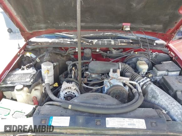 ✅ 1998 GMC Jimmy SL • VIN: 1GKCS13W8W2510773 • Lot: 41675219. Listed on IAAI with 38,718 mi. Free auction sales archive from the USA and detailed vehicle history report at DreamBid. Image 10.