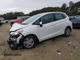 ✅ 2019 Honda Fit LX • VIN: 3HGGK5H45KM736527 • Lot: 90628515. Listed on Copart with 30,400 mi. Free auction sales archive from the USA and detailed vehicle history report at DreamBid. Image 1.
