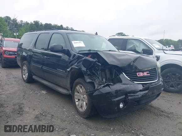 ✅ 2008 GMC Yukon XL SLT 4SB • VIN: 1GKFC160X8R269083 • Lot: 42093992. Listed on IAAI with 303,131 mi. Free auction sales archive from the USA and detailed vehicle history report at DreamBid. Image 1.