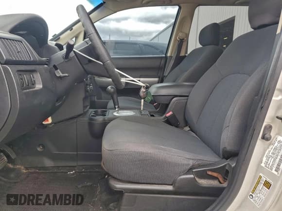 ✅ 2006 Mitsubishi Endeavor LS • VIN: 4A4MM21S76E056412 • Lot: 92216705. Listed on Copart with 207,163 mi. Free auction sales archive from the USA and detailed vehicle history report at DreamBid. Image 7.