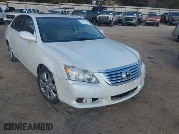 ✅ 2010 Toyota Avalon XLS • VIN: 4T1BK3DB5AU363884 • Lot: 43682934. Wystawiony na IAAI z przebiegiem 168 458 mil. Bezpłatny archiwum sprzedaży aukcyjnych z USA i szczegółowy raport historii pojazdu na DreamBid. Zdjęcie 18.