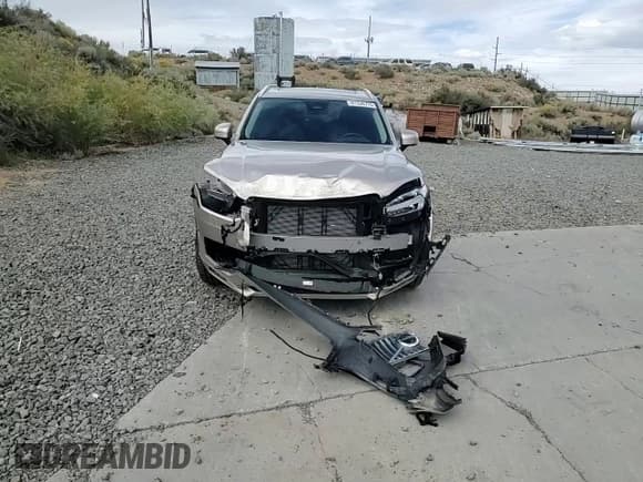 ✅ 2024 Volvo XC90 Plus Bright Theme • VIN: YV4062JEXR1253173 • Lot: 81336775. Listed on Copart with 12,770 mi. Free auction sales archive from the USA and detailed vehicle history report at DreamBid. Image 15.