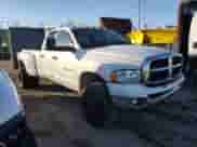 2005 Dodge 3500 SLT z VIN 3D7MS48C05G714852, wystawiony jako Copart lot #82726915 z przebiegiem 291 995 mil mil oraz Szkoda całkowita • Salvage title. Historia ofert i sprzedaży dostępna na DreamBid. Obrazek 4.