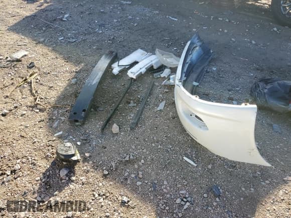 ✅ 2000 Toyota Avalon XL • VIN: 4T1BF28B1YU106076 • Лот: 91039865. Опубликован ранее на Copart с пробегом 187 334 миль. Бесплатный доступ к архиву аукционных продаж из США и подробный отчёт об истории автомобиля на DreamBid. Изображение 12.