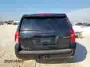 2019 Chevrolet Tahoe LT z VIN 1GNSCBKC2KR118169, wystawiony jako Copart lot #85701705 z przebiegiem 113 918 mil mil oraz Czysty tytuł • Clean title. Historia ofert i sprzedaży dostępna na DreamBid. Obrazek 6.