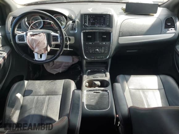 ✅ 2020 Dodge Grand Caravan GT • VIN: 2C4RDGEG8LR231524 • Lot: 70047615. Wystawiony na Copart z przebiegiem 171 950 mil. Bezpłatny archiwum sprzedaży aukcyjnych z USA i szczegółowy raport historii pojazdu na DreamBid. Zdjęcie 8.