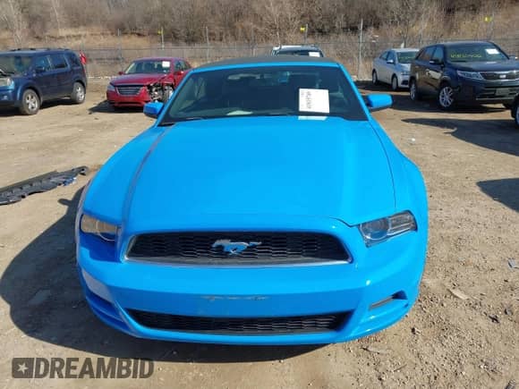 2014 Ford Mustang V6 с VIN 1ZVBP8EM9E5210585, выставлен на аукционе IAAI как лот 41815769 с пробегом Не указан миль и . История ставок и продаж доступна на DreamBid. Изображение 11.