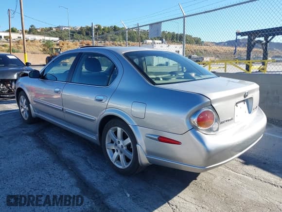 ✅ 2003 Nissan Maxima SE • VIN: JN1DA31A93T419509 • Lot: 43582871. Listed on IAAI with 109,292 mi. Free auction sales archive from the USA and detailed vehicle history report at DreamBid. Image 3.