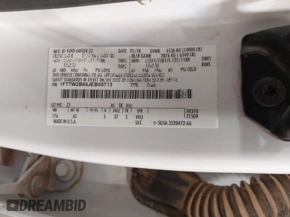 ✅ 2018 Ford F-250 XL • VIN: 1FT7W2B66JEB65713 • Lot: 43354288. Wystawiony na IAAI z przebiegiem 252 561 mil. Bezpłatny archiwum sprzedaży aukcyjnych z USA i szczegółowy raport historii pojazdu na DreamBid. Zdjęcie 9.
