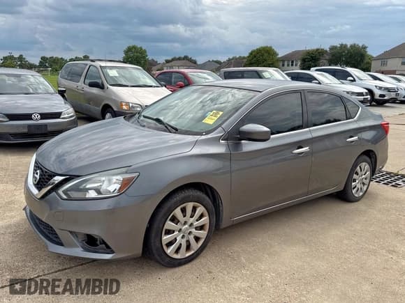 ✅ 2017 Nissan Sentra SV • VIN: 3N1AB7AP8HL663126 • Лот: 80017945. Опубликован ранее на Copart с пробегом 108 274 миль. Бесплатный доступ к архиву аукционных продаж из США и подробный отчёт об истории автомобиля на DreamBid. Изображение 2.