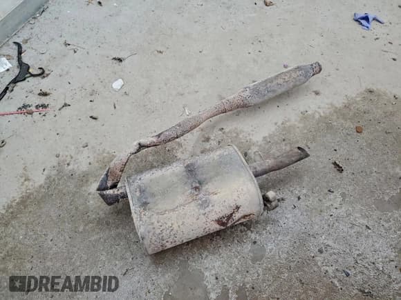 ✅ 1995 Chevrolet Monte Carlo LS • VIN: 2G1WW12M4S9206180 • Lot: 94989785. Listed on Copart with 83,624 mi. Free auction sales archive from the USA and detailed vehicle history report at DreamBid. Image 12.