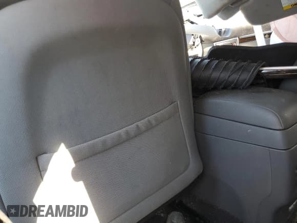 ✅ 2010 Hyundai Santa Fe GLS • VIN: 5NMSGDAB9AH352488 • Lot: 69536644. Listed on Copart with Not provided. Free auction sales archive from the USA and detailed vehicle history report at DreamBid. Image 8.