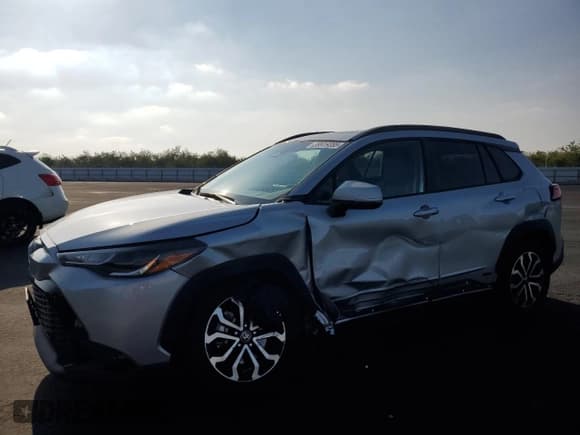 ✅ 2024 Toyota Corolla Cross Hybrid S • VIN: 7MUFBABG6RV030589 • Lot: 89919285. Listed on Copart with 27,154 mi. Free auction sales archive from the USA and detailed vehicle history report at DreamBid. Image 1.