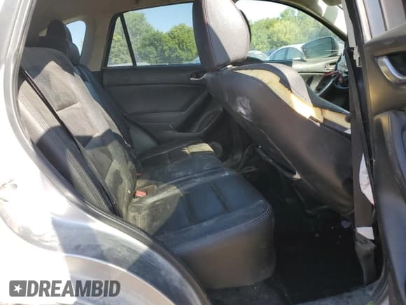 ✅ 2014 Mazda CX-5 Grand Touring • VIN: JM3KE4DY1E0426327 • Лот: 70492415. Опубликован ранее на Copart с пробегом 177 180 миль. Бесплатный доступ к архиву аукционных продаж из США и подробный отчёт об истории автомобиля на DreamBid. Изображение 10.