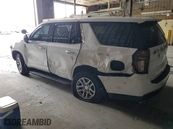 2023 Chevrolet Tahoe Commercial z VIN 1GNSKLED6PR300655, wystawiony jako Copart lot #64959385 z przebiegiem 24 863 mil mil oraz Szkoda całkowita • Salvage title. Historia ofert i sprzedaży dostępna na DreamBid. Obrazek 2.