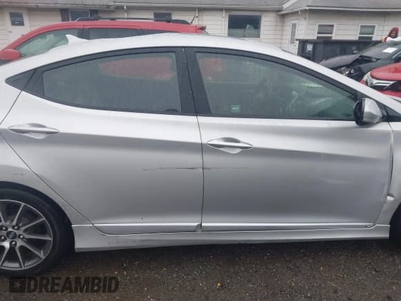 ✅ 2013 Hyundai Elantra GLS • VIN: KMHDH4AE1DU559210 • Lot: 43217612. Listed on IAAI with 106,194 mi. Free auction sales archive from the USA and detailed vehicle history report at DreamBid. Image 13.