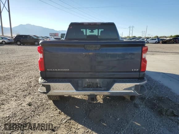 ✅ 2020 Chevrolet Silverado 2500HD LTZ • VIN: 1GC4YPEY7LF170956 • Lot: 81095075. Listed on Copart with Not provided. Free auction sales archive from the USA and detailed vehicle history report at DreamBid. Image 6.