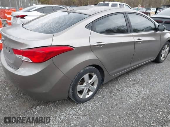 2013 Hyundai Elantra Limited with VIN 5NPDH4AE2DH243166, listed as a IAAI auction lot 43555192 with 151,700 mi miles and . Bid and sale history available at DreamBid. Image 4.