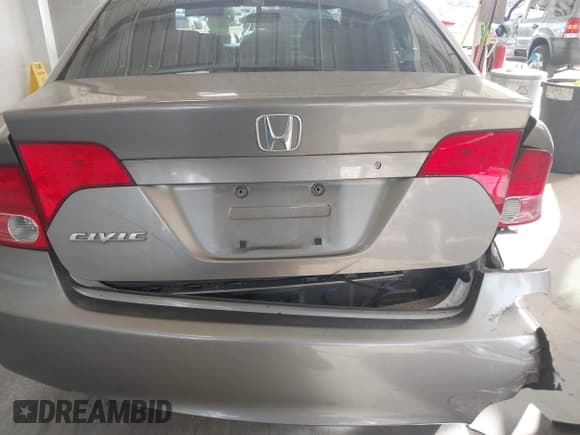 ✅ 2006 Honda Civic LX • VIN: 1HGFA16526L138308 • Лот: 43616656. Опубликован ранее на IAAI с пробегом 183 533 миль. Бесплатный доступ к архиву аукционных продаж из США и подробный отчёт об истории автомобиля на DreamBid. Изображение 16.