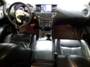 ✅ 2018 Nissan Pathfinder SL • VIN: 5N1DR2MM7JC630125 • Lot: 92641595. Listed on Copart with 152,084 mi. Free auction sales archive from the USA and detailed vehicle history report at DreamBid. Image 8.