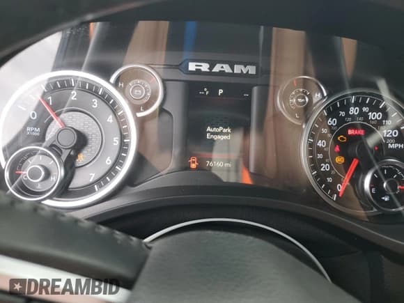 ✅ 2021 Ram 1500 Big Horn • VIN: 1C6SRFFTXMN765168 • Lot: 86177235. Wystawiony na Copart z przebiegiem 76 160 mil. Bezpłatny archiwum sprzedaży aukcyjnych z USA i szczegółowy raport historii pojazdu na DreamBid. Zdjęcie 9.