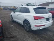 ✅ 2024 Audi Q5 S line Premium Plus • VIN: WA1EAAFY1R2070320 • Лот: 43018096. Опубликован ранее на IAAI с пробегом 37 122 миль. Бесплатный доступ к архиву аукционных продаж из США и подробный отчёт об истории автомобиля на DreamBid. Изображение 3.