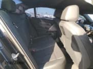 ✅ 2025 BMW 5 Series 530i • VIN: WBA43FJ00SCT65335 • Lot: 69997515. Wystawiony na Copart z przebiegiem 17 990 mil. Bezpłatny archiwum sprzedaży aukcyjnych z USA i szczegółowy raport historii pojazdu na DreamBid. Zdjęcie 10.