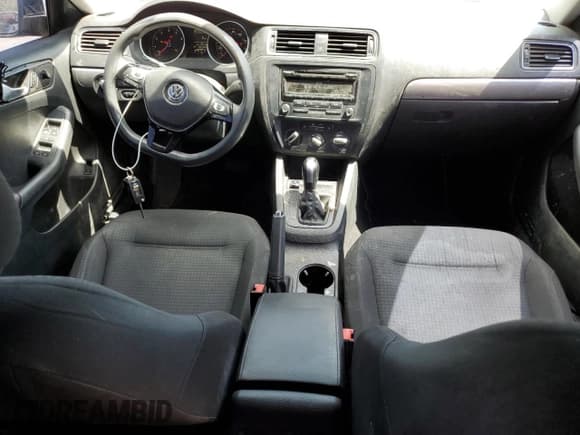 ✅ 2015 Volkswagen Jetta SE • VIN: 3VWD17AJ2FM240233 • Lot: 60833515. Listed on Copart with 207,202 mi. Free auction sales archive from the USA and detailed vehicle history report at DreamBid. Image 8.