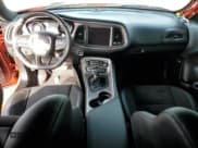 ✅ 2022 Dodge Challenger R/T Scat Pack Widebody • VIN: 2C3CDZFJ0NH210787 • Lot: 73596422. Wystawiony na Copart z przebiegiem 7 314 mil. Bezpłatny archiwum sprzedaży aukcyjnych z USA i szczegółowy raport historii pojazdu na DreamBid. Zdjęcie 8.