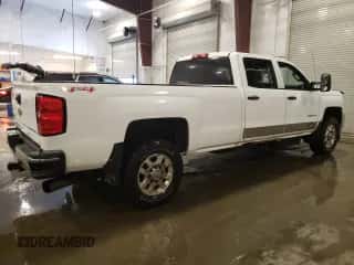 2015 Chevrolet Silverado 3500HD LT с VIN 1GC4KZC89FF154603, выставлен на аукционе Copart как лот 88771005 с пробегом 235 152 миль миль и Списание • Salvage title. История ставок и продаж доступна на DreamBid. Изображение 3.