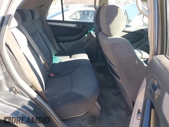 ✅ 2003 Toyota 4Runner SR5 • VIN: JTEZU14R230016890 • Lot: 41334769. Listed on IAAI with Not provided. Free auction sales archive from the USA and detailed vehicle history report at DreamBid. Image 8.