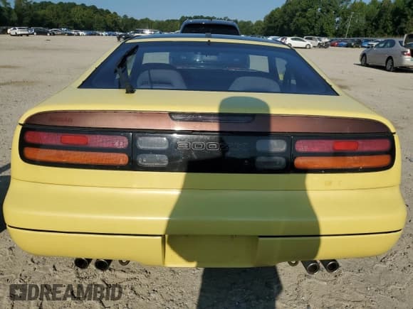 ✅ 1990 Nissan 300ZX • VIN: JN1RZ24A3LX008099 • Lot: 69639265. Listed on Copart with 2,111 mi. Free auction sales archive from the USA and detailed vehicle history report at DreamBid. Image 6.