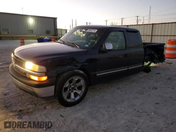 ✅ 2000 Chevrolet Silverado 1500 LT • VIN: 2GCEC19T9Y1122355 • Лот: 80642214. Опубликован ранее на Copart с пробегом 236 497 миль. Бесплатный доступ к архиву аукционных продаж из США и подробный отчёт об истории автомобиля на DreamBid. Изображение 1.