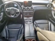 ✅ 2017 Mercedes-Benz C 300 • VIN: 55SWF4JB4HU203985 • Lot: 81244005. Wystawiony na Copart z przebiegiem 108 868 mil. Bezpłatny archiwum sprzedaży aukcyjnych z USA i szczegółowy raport historii pojazdu na DreamBid. Zdjęcie 8.