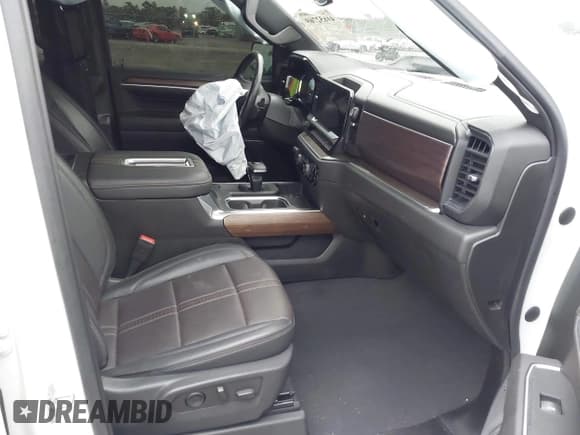 ✅ 2022 Chevrolet Silverado 1500 High Country • VIN: 1GCPAFED6NZ606917 • Лот: 41652769. Опубликован ранее на IAAI с пробегом 33 913 миль. Бесплатный доступ к архиву аукционных продаж из США и подробный отчёт об истории автомобиля на DreamBid. Изображение 5.