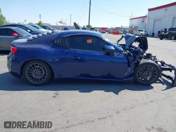✅ 2019 Toyota 86 • VIN: JF1ZNAA16K8701495 • Лот: 42407378. Опубликован ранее на IAAI с пробегом Не указан. Бесплатный доступ к архиву аукционных продаж из США и подробный отчёт об истории автомобиля на DreamBid. Изображение 14.