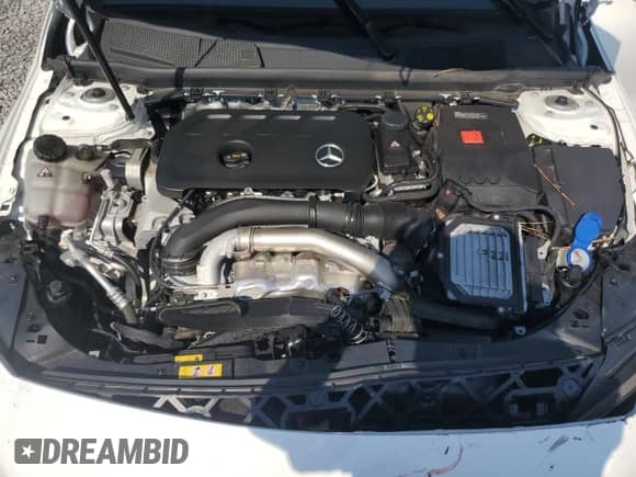 2025 Mercedes-Benz CLA 250 с VIN W1K5J4GB2SN498697, выставлен на аукционе Copart как лот 68596145 с пробегом 11 110 миль миль и Списание • Salvage title. История ставок и продаж доступна на DreamBid. Изображение 11.