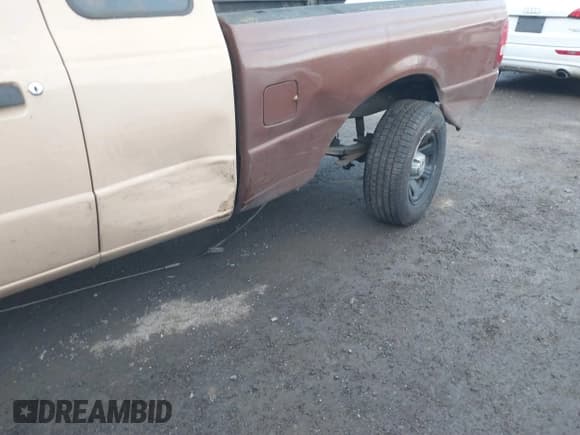 ✅ 2009 Ford Ranger XL • VIN: 1FTYR14D79PA49762 • Лот: 41325502. Опубликован ранее на IAAI с пробегом 124 319 миль. Бесплатный доступ к архиву аукционных продаж из США и подробный отчёт об истории автомобиля на DreamBid. Изображение 6.