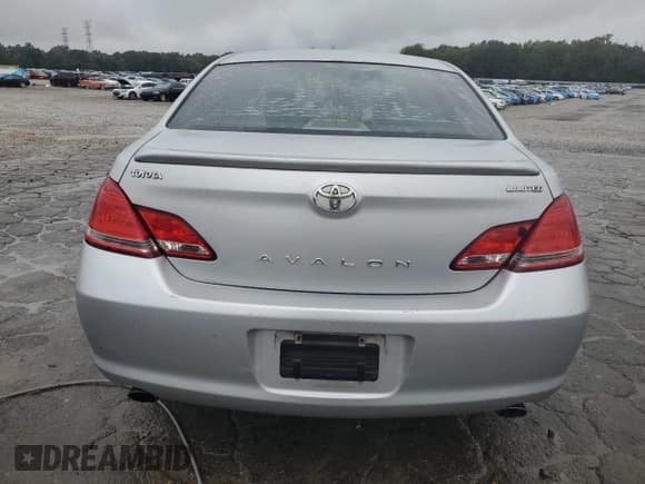 ✅ 2005 Toyota Avalon XLS • VIN: 4T1BK36B75U044487 • Lot: 90537045. Listed on Copart with 300,506 mi. Free auction sales archive from the USA and detailed vehicle history report at DreamBid. Image 6.