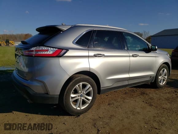 ✅ 2020 Ford Edge SEL • VIN: 2FMPK4J99LBB19807 • Lot: 90929085. Wystawiony na Copart z przebiegiem 79 613 mil. Bezpłatny archiwum sprzedaży aukcyjnych z USA i szczegółowy raport historii pojazdu na DreamBid. Zdjęcie 3.