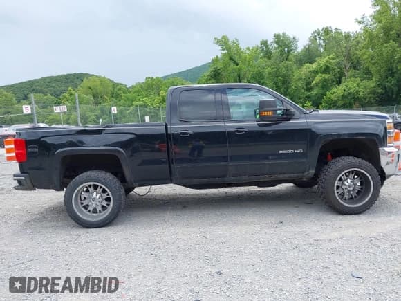 ✅ 2015 Chevrolet Silverado 2500HD LT • VIN: 1GC2KVEG6FZ509763 • Lot: 42538078. Wystawiony na IAAI z przebiegiem 143 756 mil. Bezpłatny archiwum sprzedaży aukcyjnych z USA i szczegółowy raport historii pojazdu na DreamBid. Zdjęcie 13.